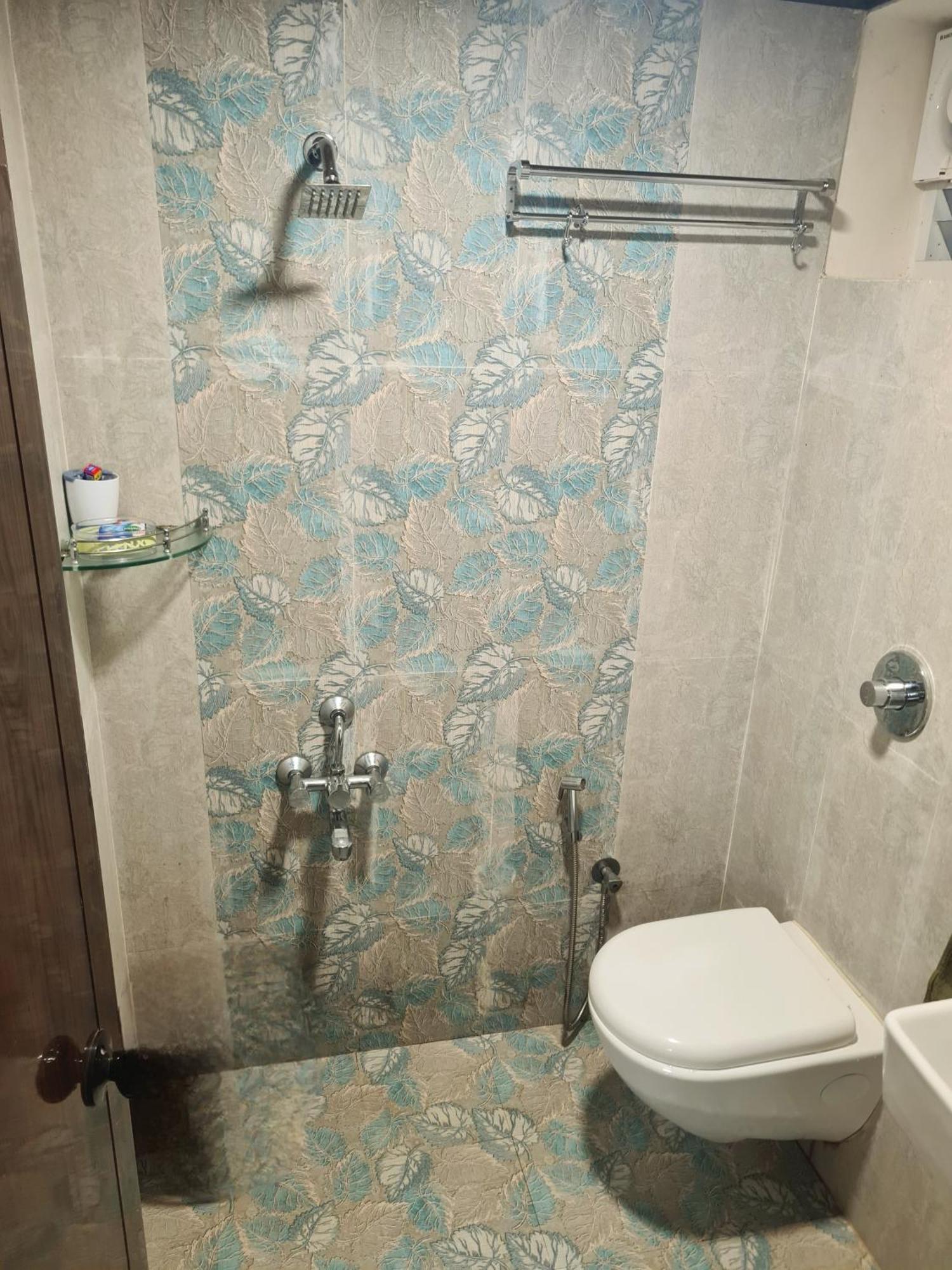 Sunny Smiles Homestay Мангалор Екстериор снимка