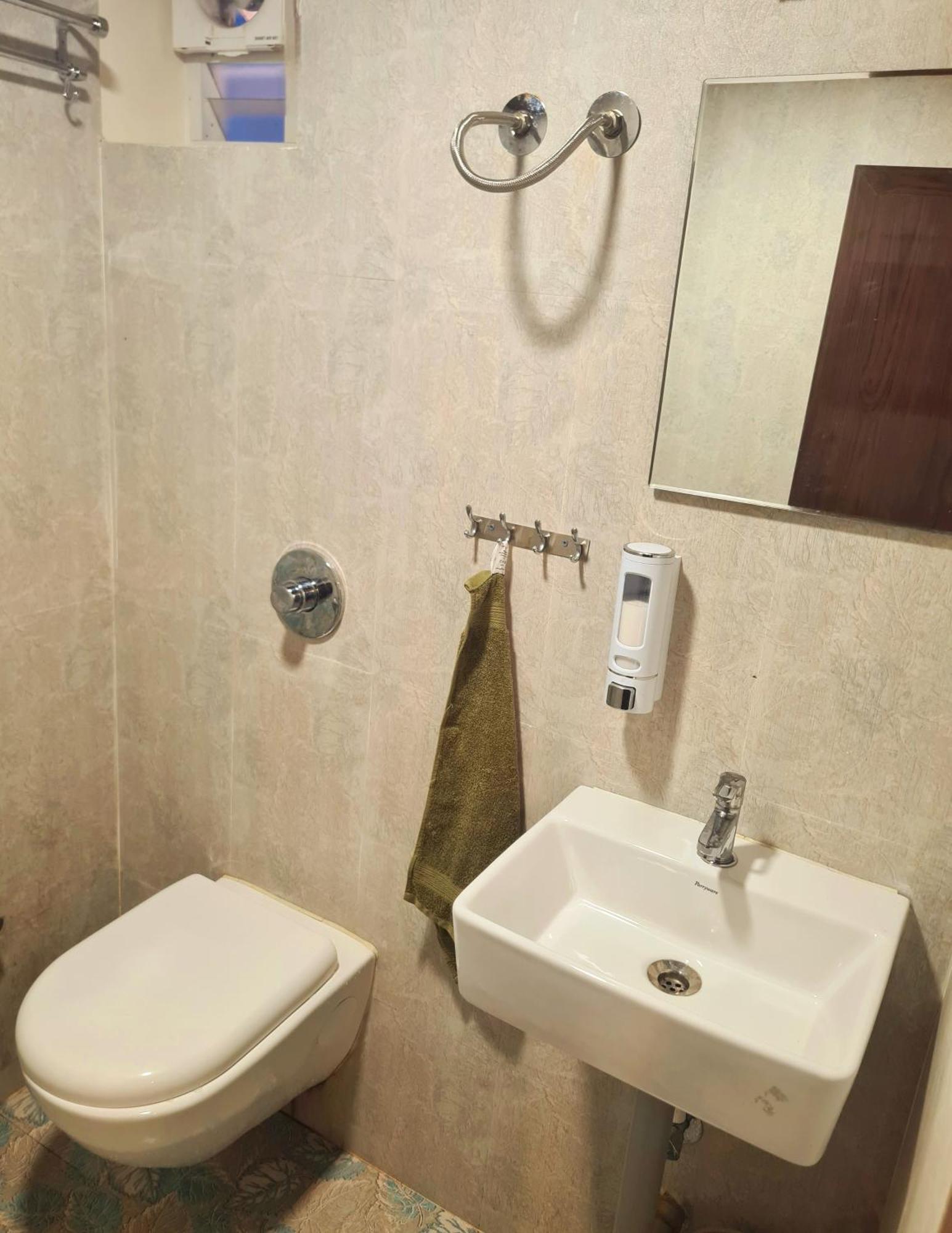 Sunny Smiles Homestay Мангалор Екстериор снимка